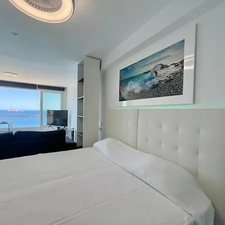 Torre Principado Seafront Apartment *