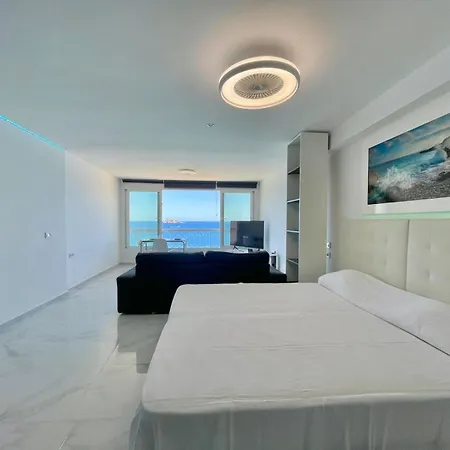 Torre Principado Seafront Apartment