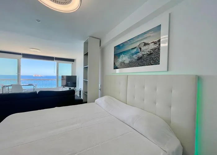 Torre Principado Seafront Apartment *